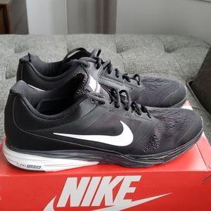 Nike TriFusion Run Black running shoes US11